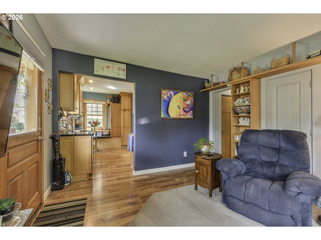 12075 Sw 9TH St, Beaverton, OR 97005
