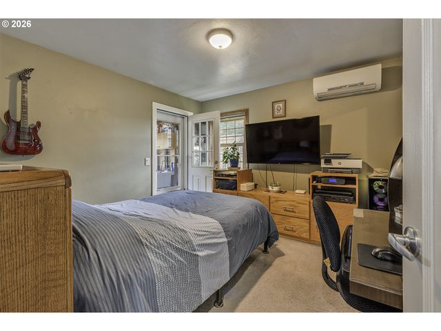 12075 Sw 9TH St, Beaverton, OR 97005