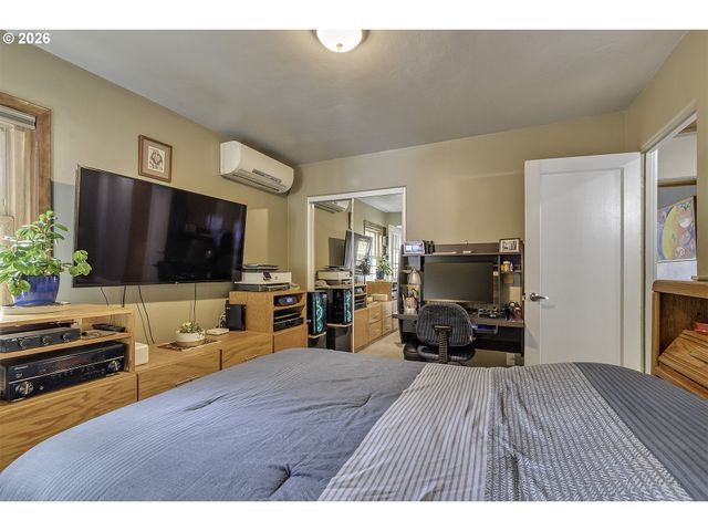 12075 Sw 9TH St, Beaverton, OR 97005