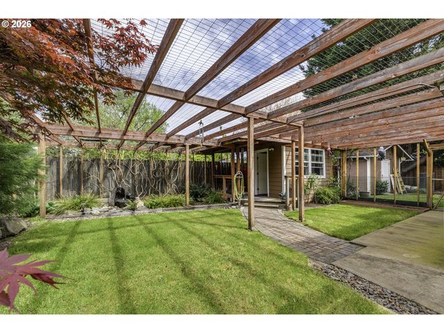 12075 Sw 9TH St, Beaverton, OR 97005