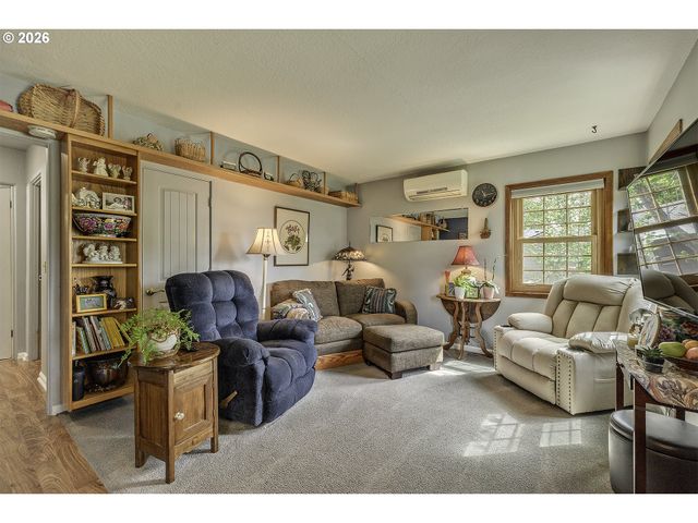 12075 Sw 9TH St, Beaverton, OR 97005