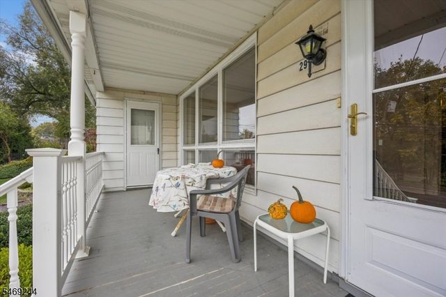 291 Parish Dr, Wayne Twp., NJ 07470