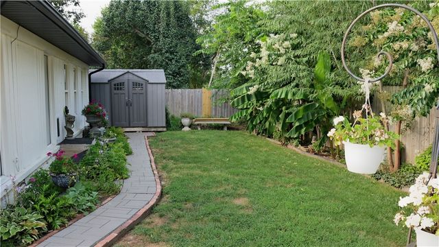 404 NW H Street, Bentonville, AR 72712