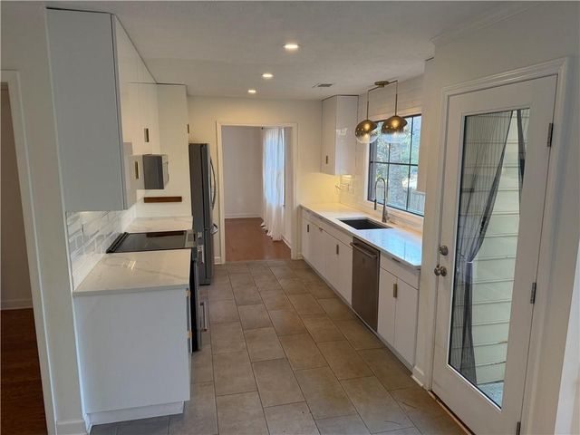 2207 Heritage Trace Drive, Marietta, GA 30062