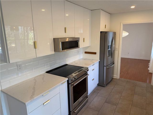 2207 Heritage Trace Drive, Marietta, GA 30062