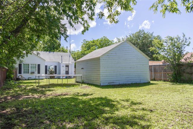 2612 1st Street, Brownwood, TX 76801
