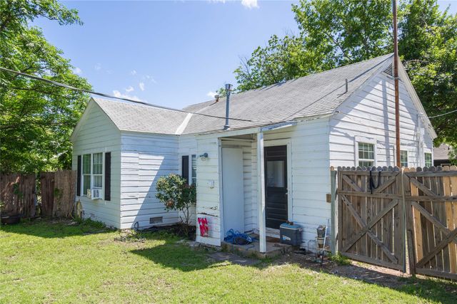 2612 1st Street, Brownwood, TX 76801