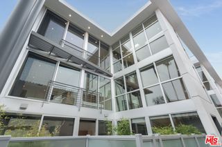 11962 GORHAM Avenue 2, Los Angeles, CA 90049