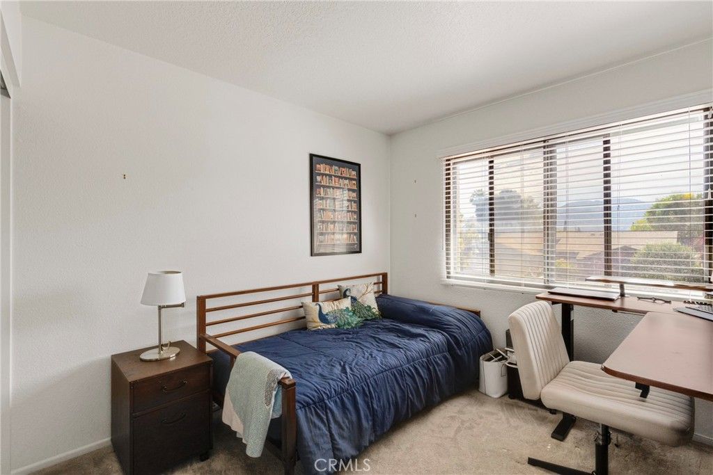 Image 21 of property listing at 10628 Alabama Avenue, Chatsworth, CA 91311