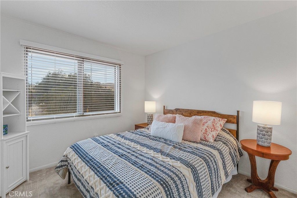 Image 23 of property listing at 10628 Alabama Avenue, Chatsworth, CA 91311