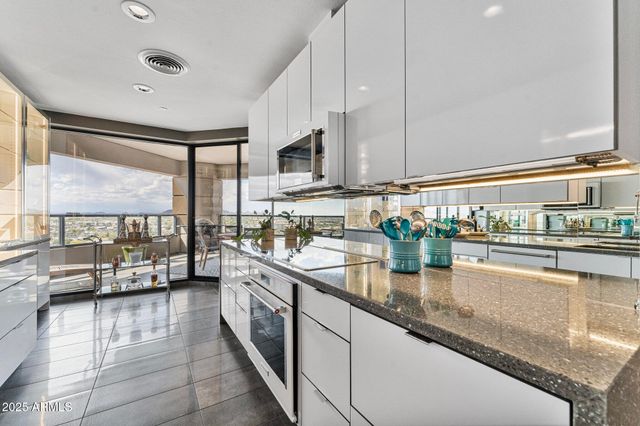 1040 E OSBORN Road 1103, Phoenix, AZ 85014