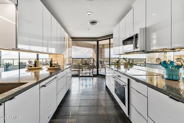 1040 E OSBORN Road 1103, Phoenix, AZ 85014