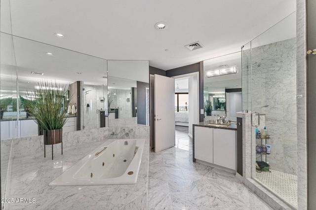 1040 E OSBORN Road 1103, Phoenix, AZ 85014