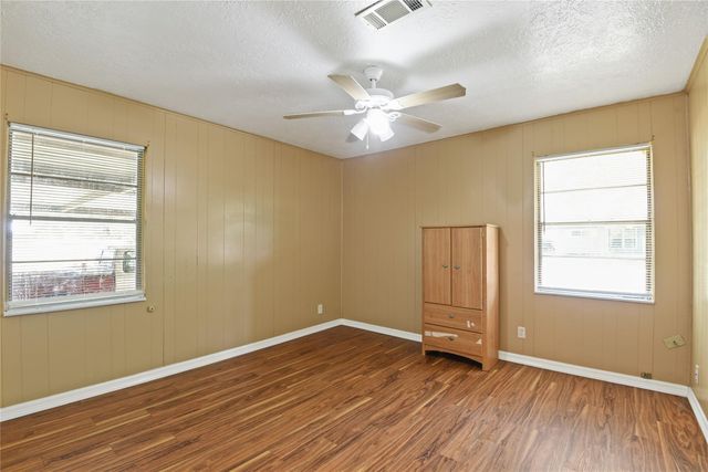 2817 Lancaster Lane, Pasadena, TX 77506