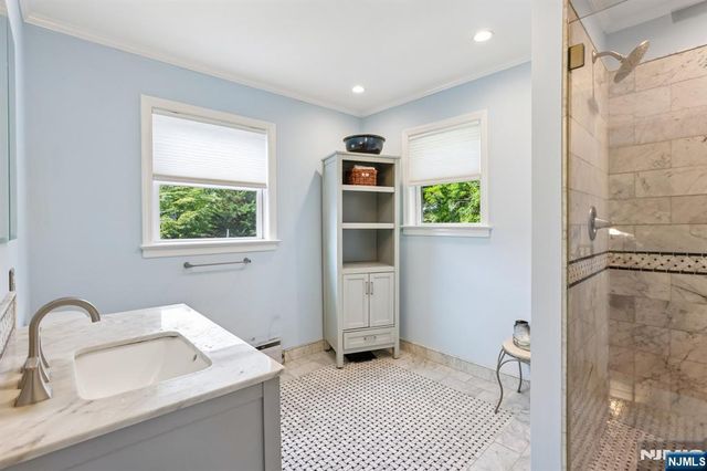 757 Kinderkamack Road, Oradell, NJ 07649