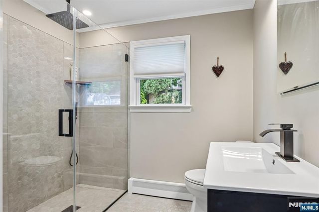 757 Kinderkamack Road, Oradell, NJ 07649