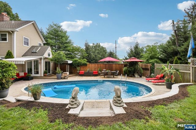757 Kinderkamack Road, Oradell, NJ 07649