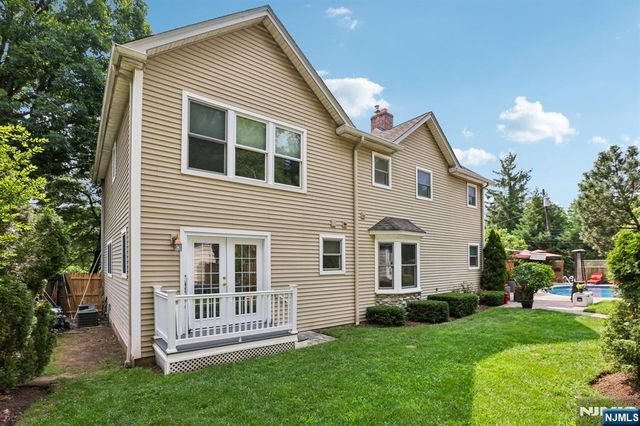 757 Kinderkamack Road, Oradell, NJ 07649