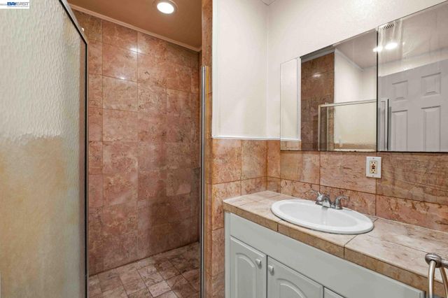 8591 Beverly Ln, Dublin, CA 94568