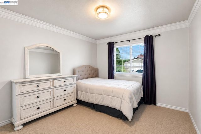 8591 Beverly Ln, Dublin, CA 94568