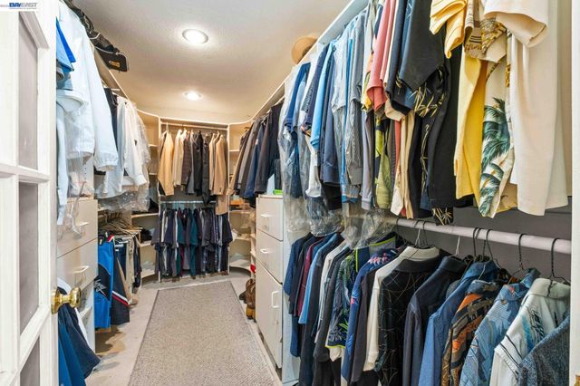 8591 Beverly Ln, Dublin, CA 94568