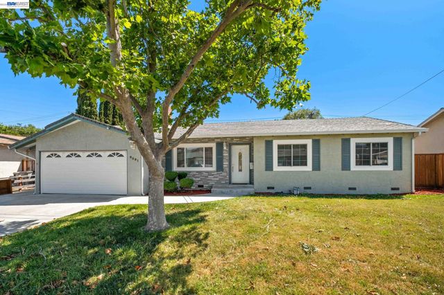 8591 Beverly Ln, Dublin, CA 94568