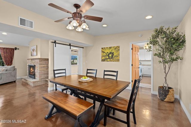 9420 E Sierra Street, Tucson, AZ 85710