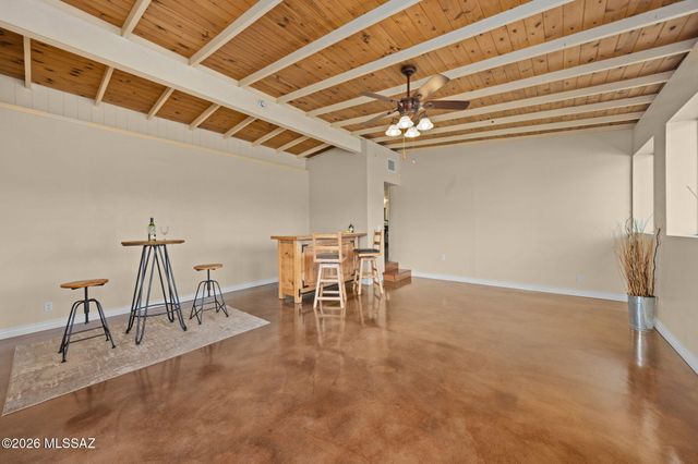 9420 E Sierra Street, Tucson, AZ 85710
