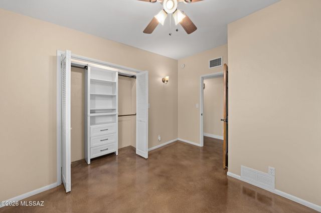 9420 E Sierra Street, Tucson, AZ 85710