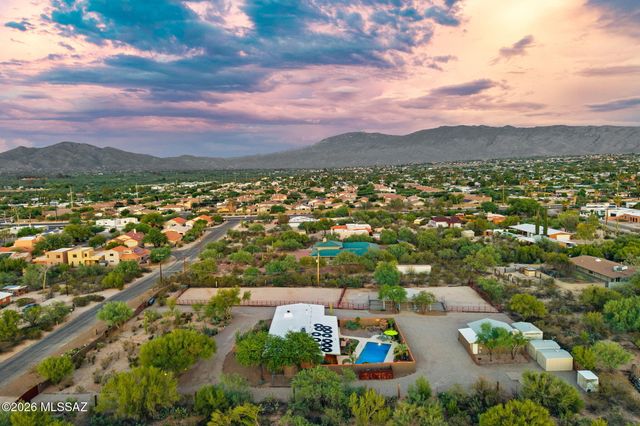 9420 E Sierra Street, Tucson, AZ 85710