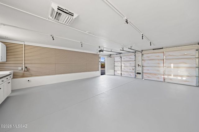 9420 E Sierra Street, Tucson, AZ 85710