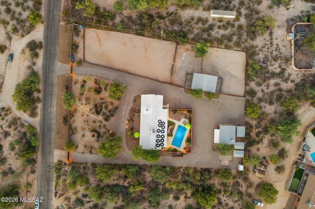 9420 E Sierra Street, Tucson, AZ 85710
