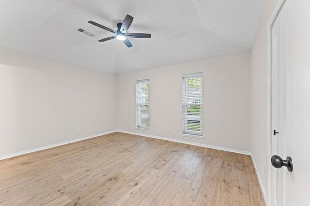 27241 Wells Lane, Conroe, TX 77385