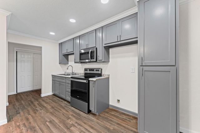 27241 Wells Lane, Conroe, TX 77385