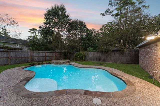 27241 Wells Lane, Conroe, TX 77385