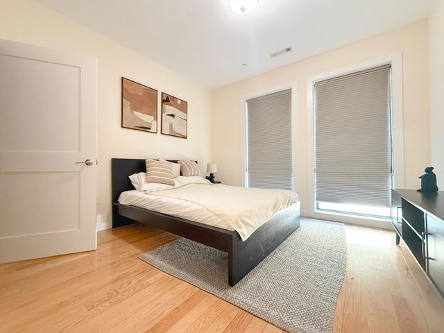 9 Miner Street 406, Boston, MA 02215