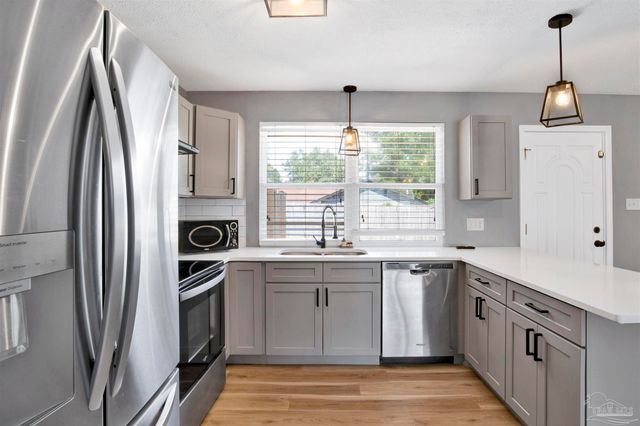 3640 Mclean Ave, Pensacola, FL 32514