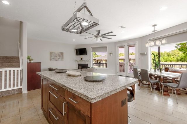 7 Lakeside, Trinity, TX 75862