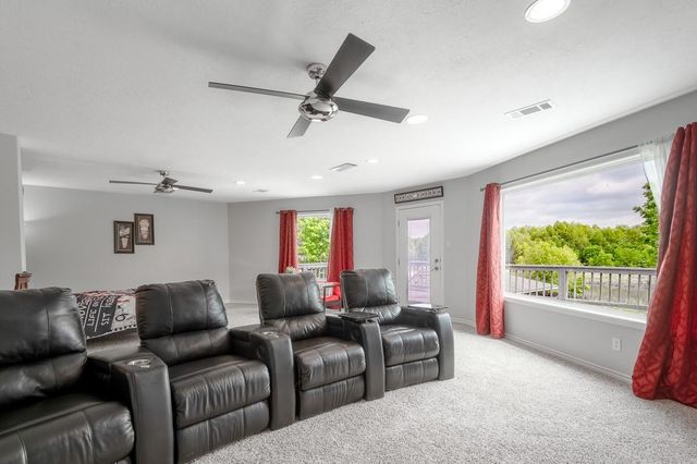 7 Lakeside, Trinity, TX 75862