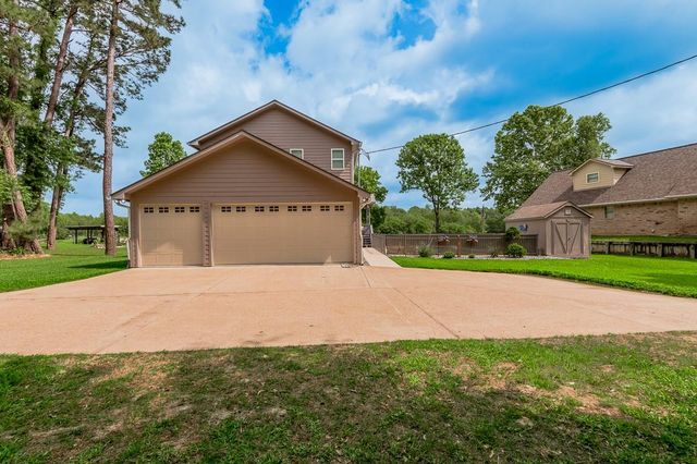 7 Lakeside, Trinity, TX 75862