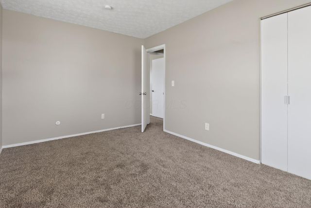 15 Kanpur Place, Westerville, OH 43081