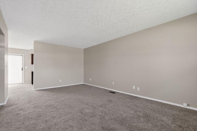 15 Kanpur Place, Westerville, OH 43081