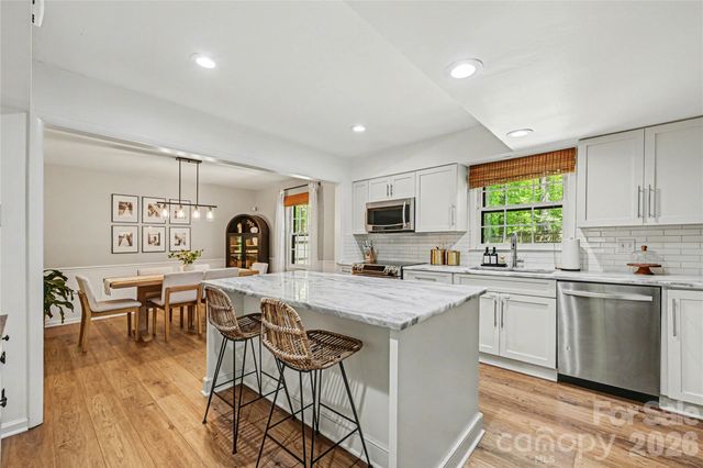 9101 Hinson Drive, Matthews, NC 28105