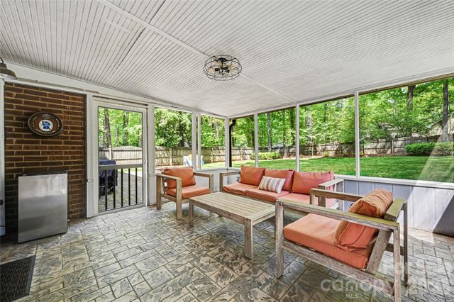 9101 Hinson Drive, Matthews, NC 28105