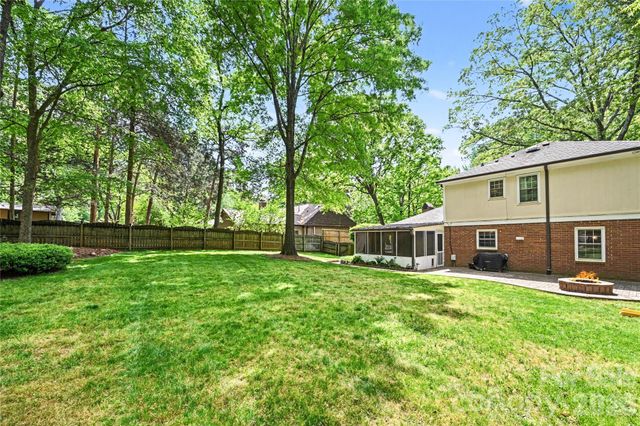 9101 Hinson Drive, Matthews, NC 28105