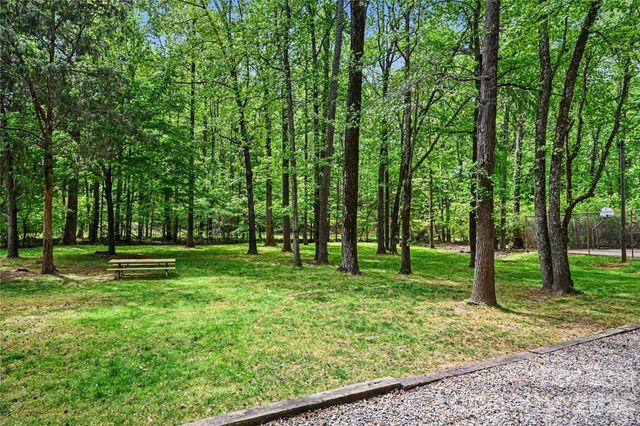 9101 Hinson Drive, Matthews, NC 28105