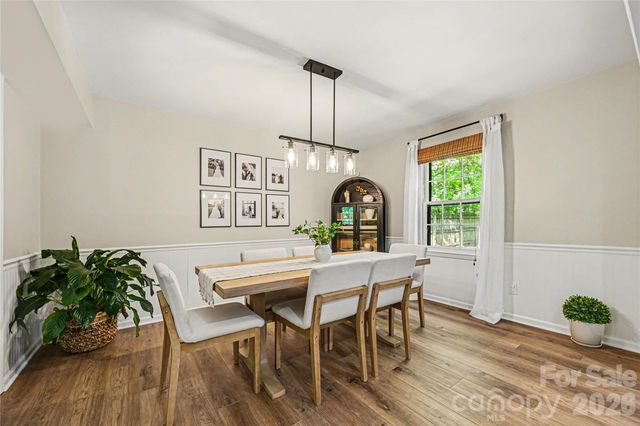 9101 Hinson Drive, Matthews, NC 28105