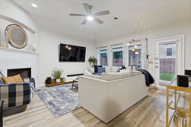 9348 Moncrief Street, Fort Worth, TX 76244