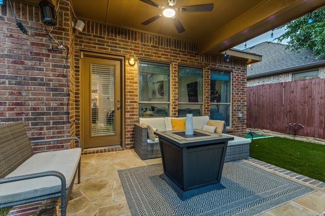 9348 Moncrief Street, Fort Worth, TX 76244