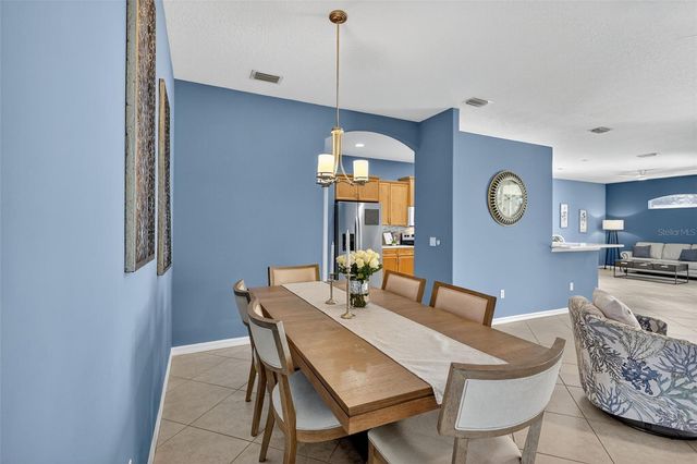 1058 WHITEGATE COURT, Sarasota, FL 34232